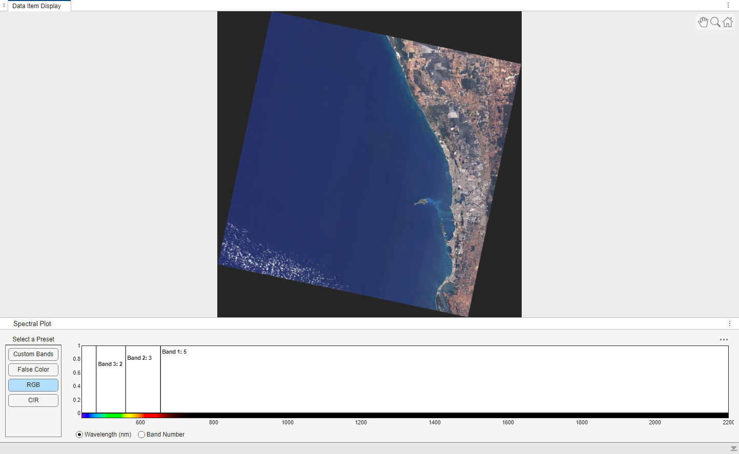 Multispectral image loaded as blocked image in Spectral Image Labeler app.